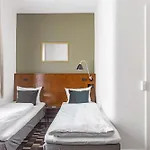 Hotel Astoria, Western Signature Collection 3*