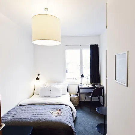 Astoria, Western Signature Collection 3*