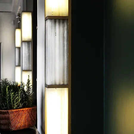 Otel Astoria, Western Signature Collection 3*