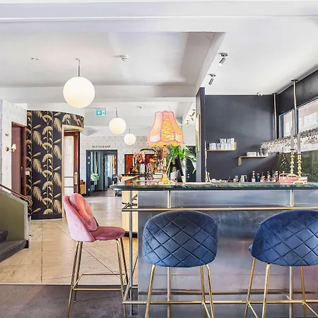 Otel Astoria, Western Signature Collection 3*