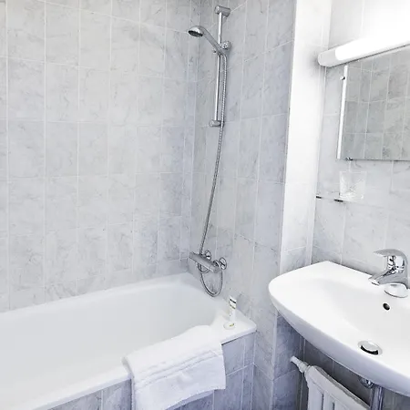 Hotel Astoria, Western Signature Collection 3*