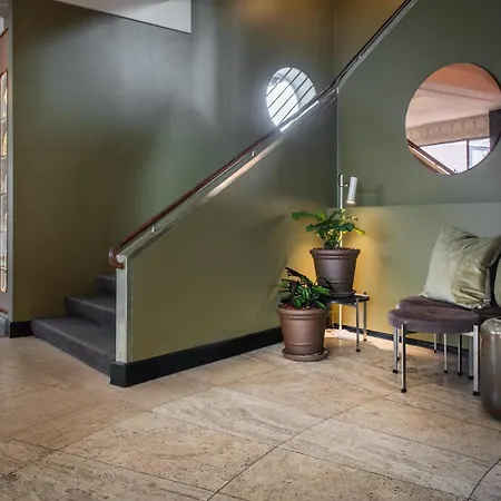 Hotel Astoria, Western Signature Collection 3*