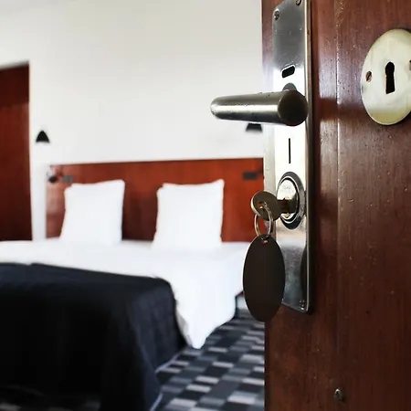 Astoria, Western Signature Collection Hotel