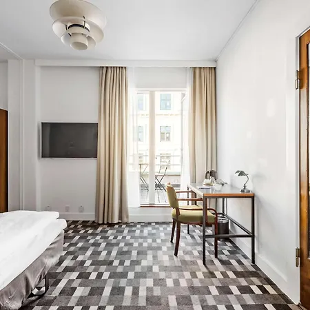 Hotel Astoria, Western Signature Collection 3*