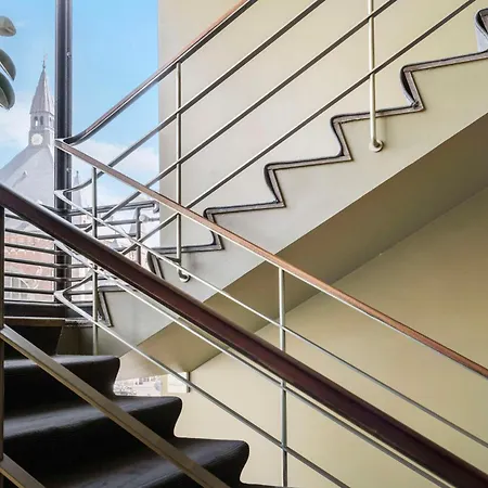 Astoria, Western Signature Collection 3*