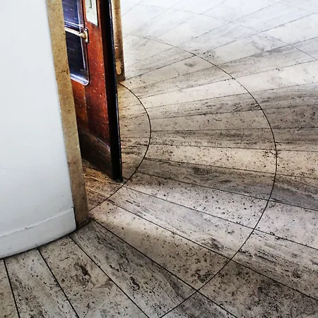 Astoria, Western Signature Collection