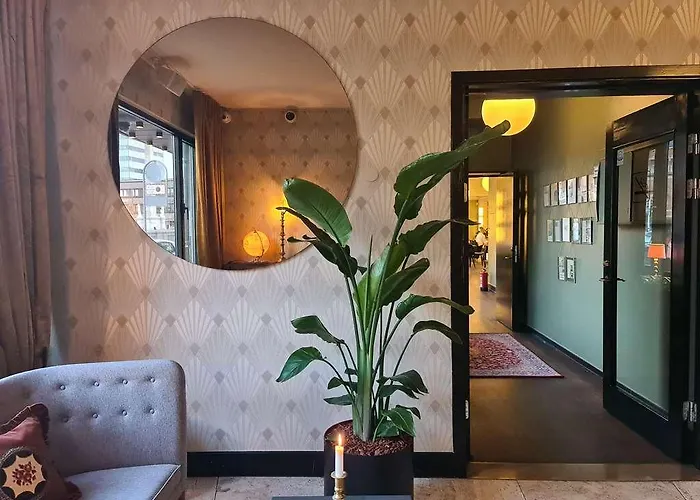 Astoria, Western Signature Collection Hotel 3*