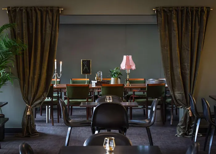 ホテル Astoria, Western Signature Collection 3*