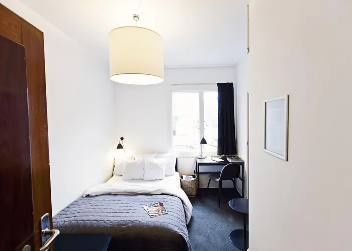 Astoria, Western Signature Collection 3*