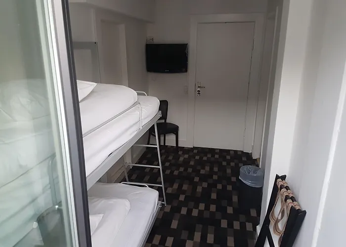 Astoria, Western Signature Collection