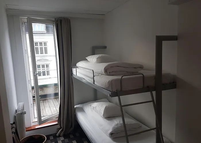 Astoria, Western Signature Collection