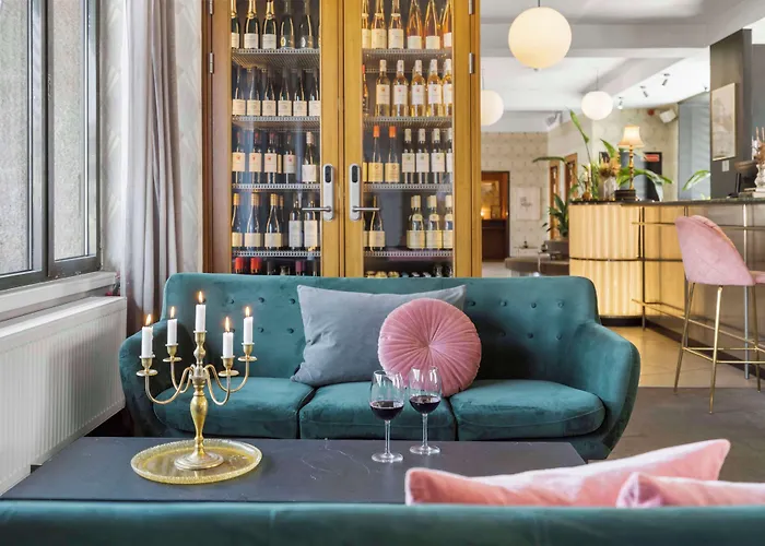 Astoria, Western Signature Collection ホテル