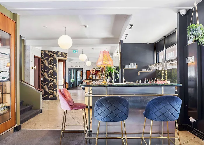 ホテル Astoria, Western Signature Collection 3*