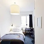 Astoria, Western Signature Collection 3*