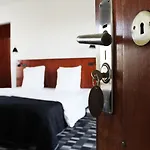 Astoria, Western Signature Collection Hotel